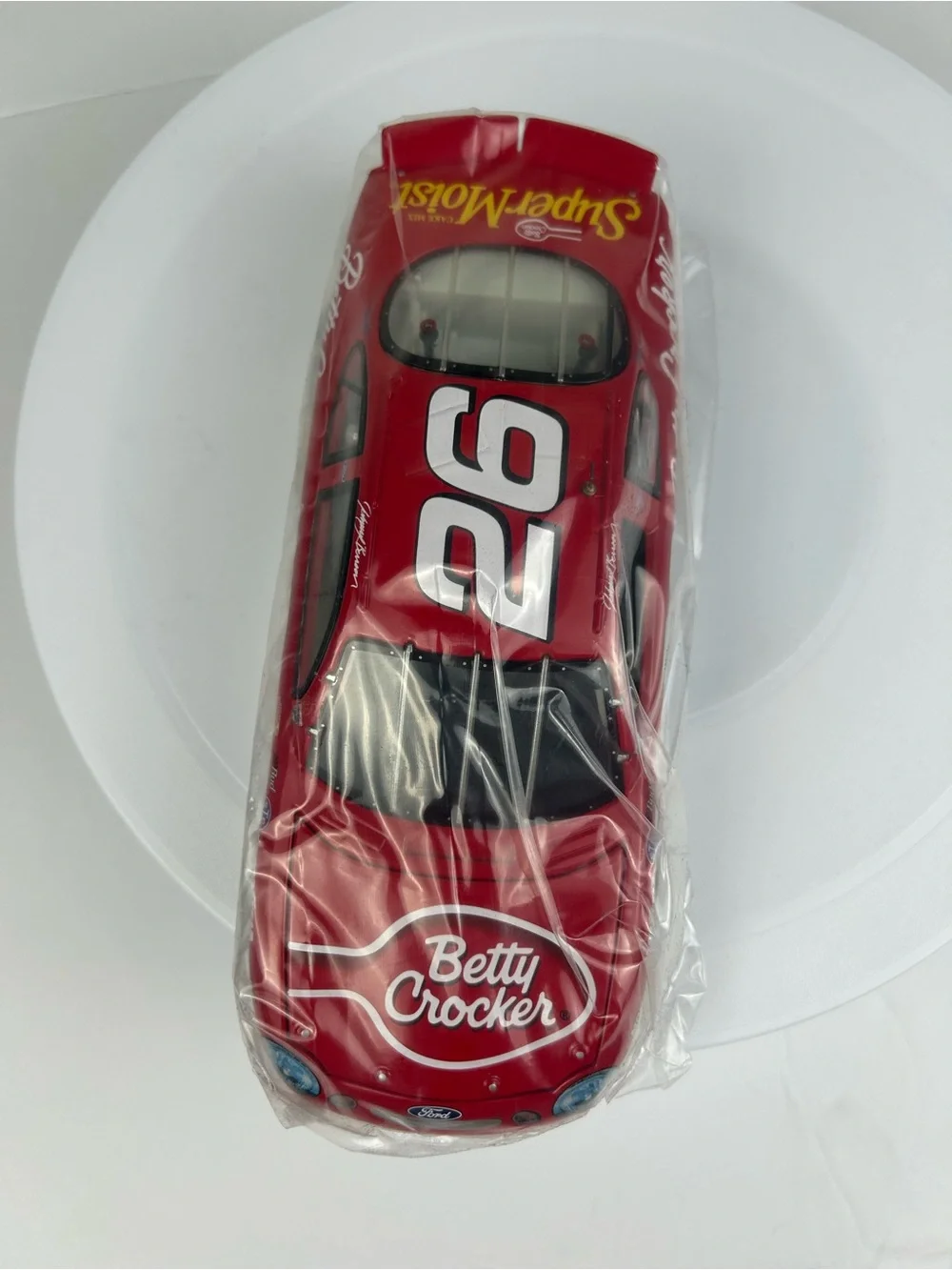 Racing Champions Johnny Benson 26 Betty Crocker 1:24 Diecast LE 195/1700 w/Cards